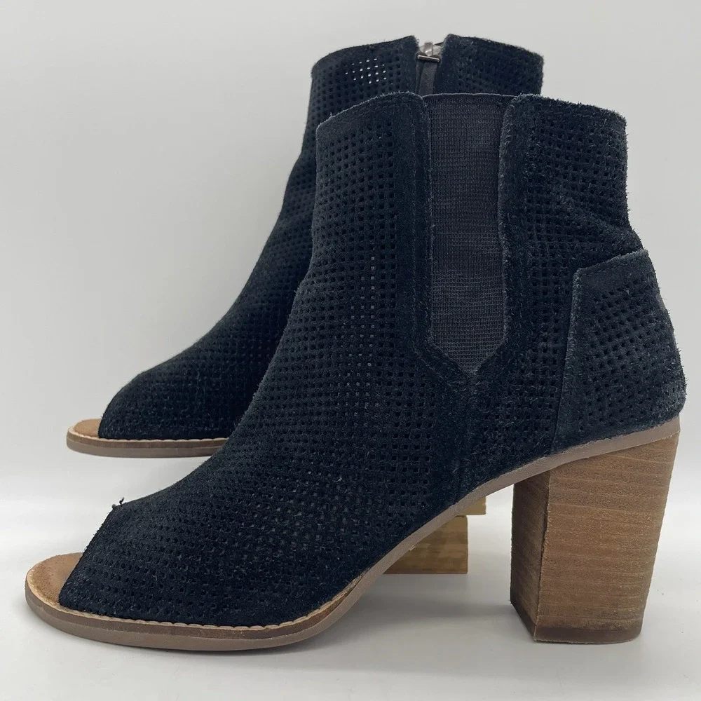 Toms Womens 9 Booties Majorca Peep Toe Perforated Black Suede‎ Ankle Boots